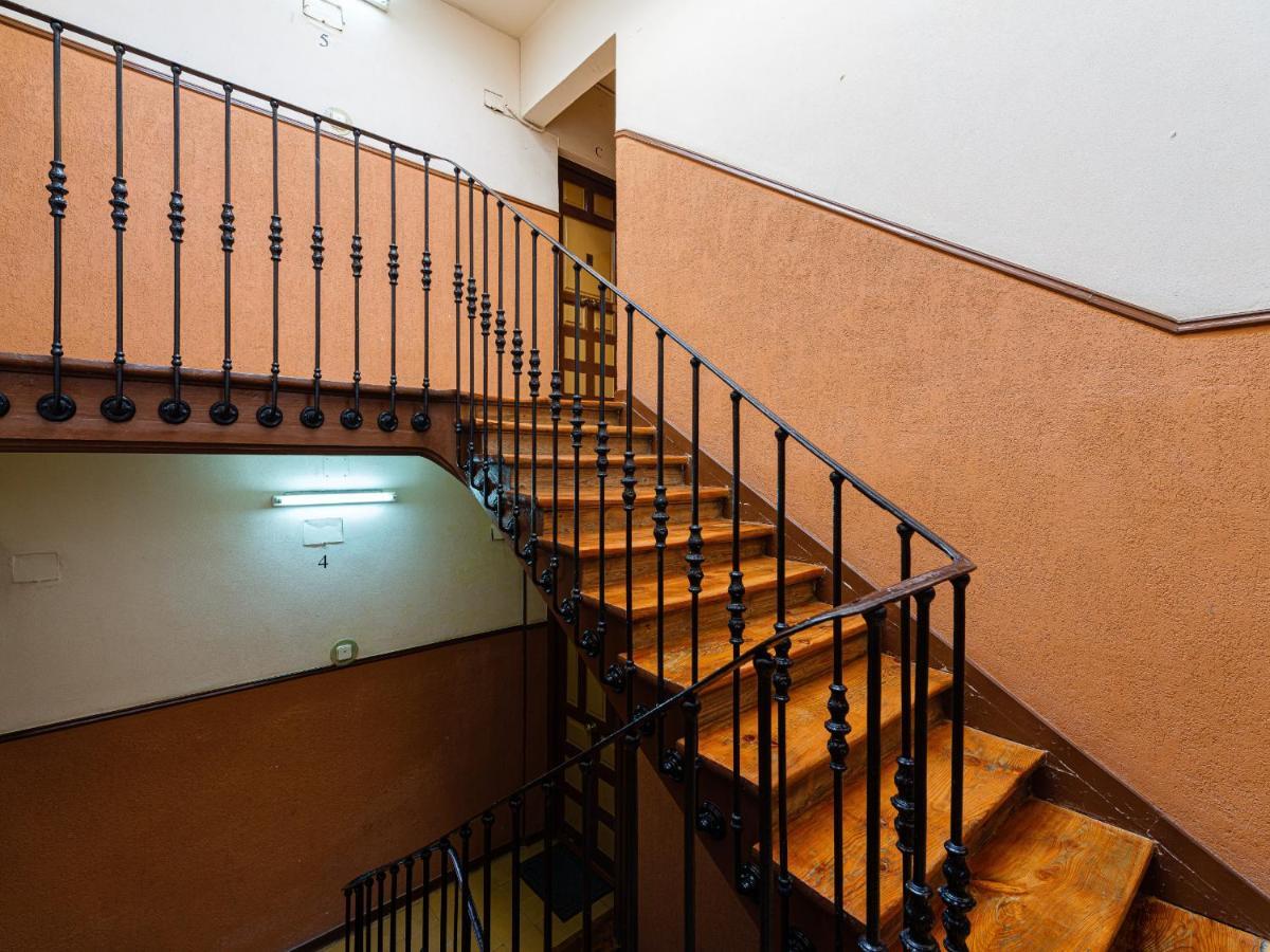 My City Home Apartamento Reina Sofia マドリード エクステリア 写真